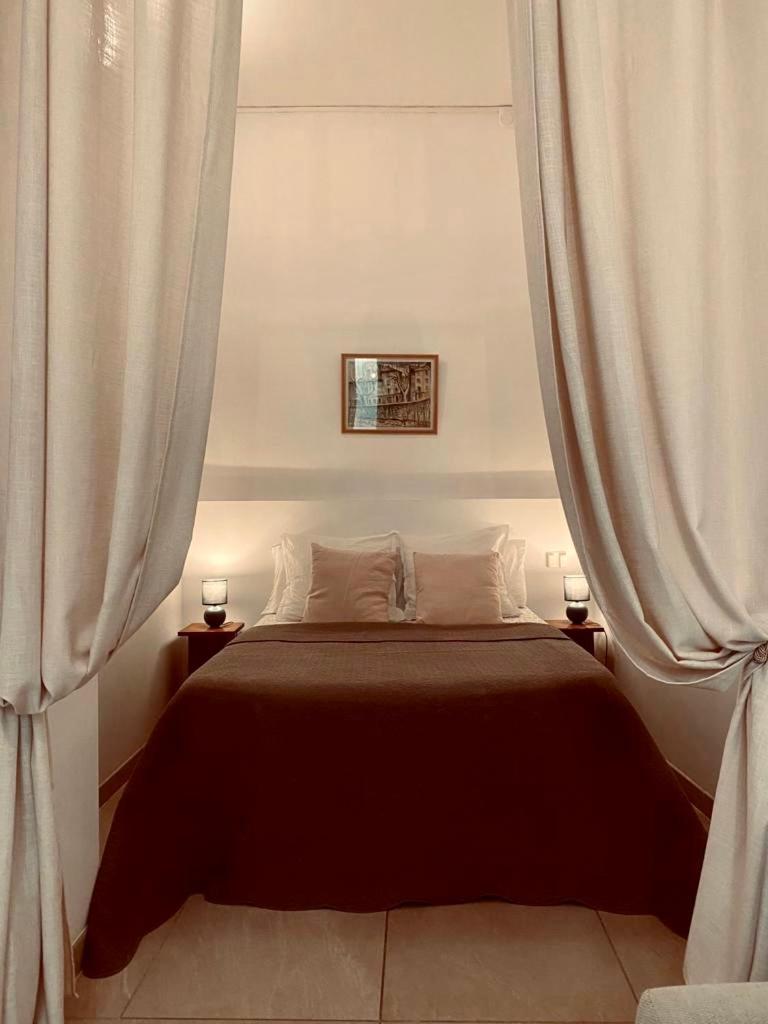 Appartement De Charme Avignone Esterno foto